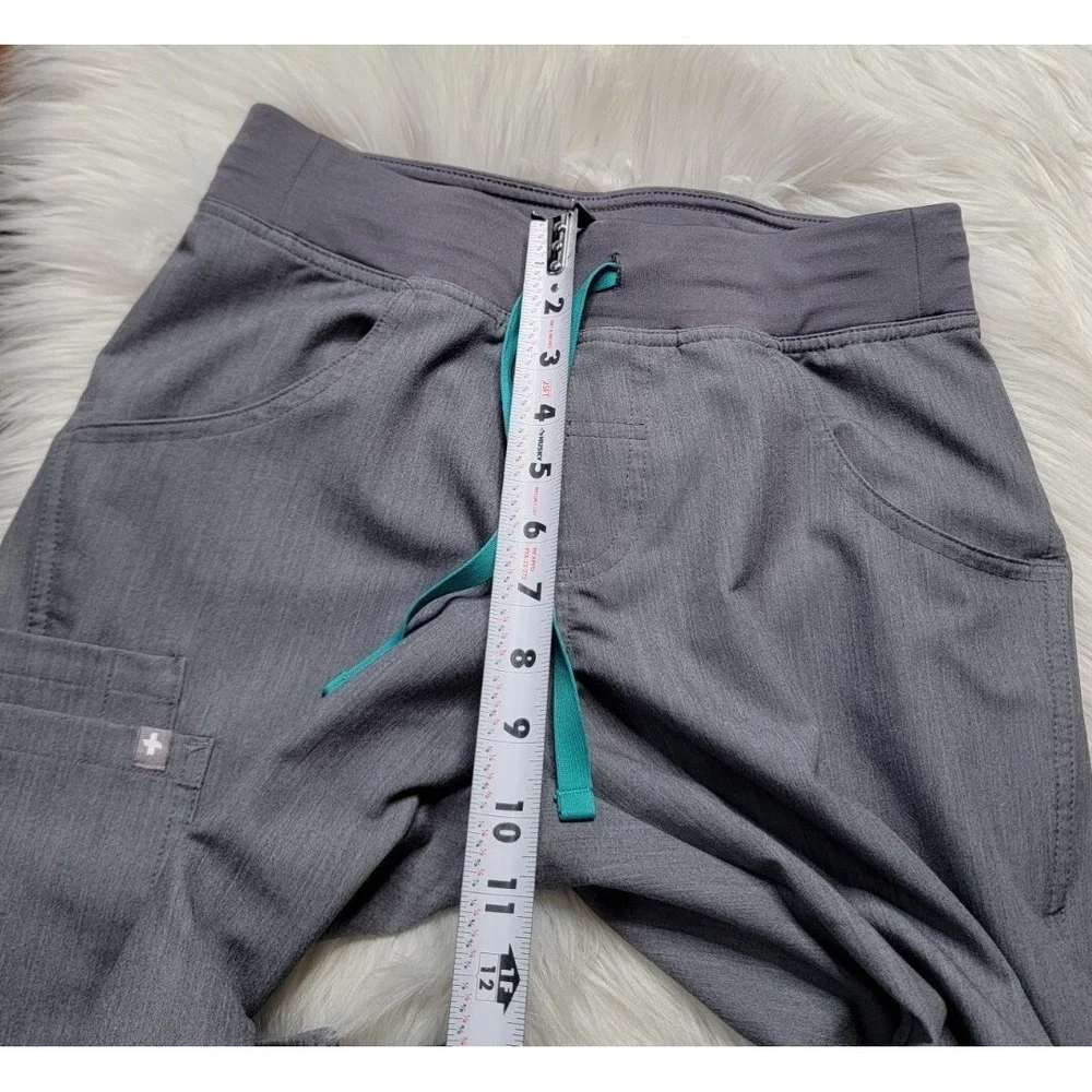 FIGS Kade Cargo Technical Collection Scrub Pants Women's Size XS Gray